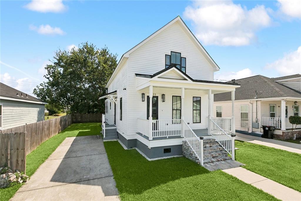 1823 Alexander Avenue Arabi, LA 70032 - Photo 2 of 22