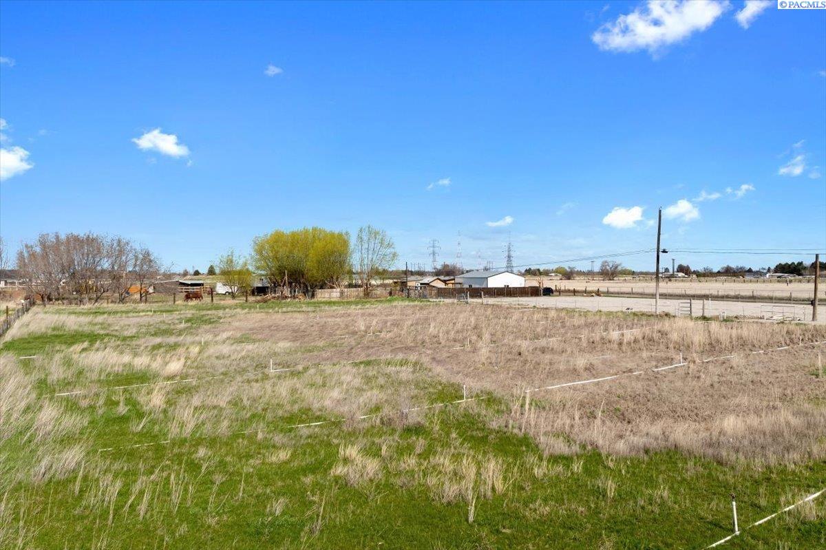206504 East Bryson Brown Road Kennewick, WA 99337 - Photo 25 of 27 Gallery Image 25