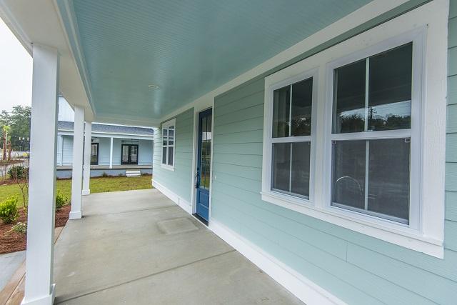 1337 Hamlin Road Mount Pleasant, SC 29466 - Photo 2 of 36 HC 4 sweeping front porch