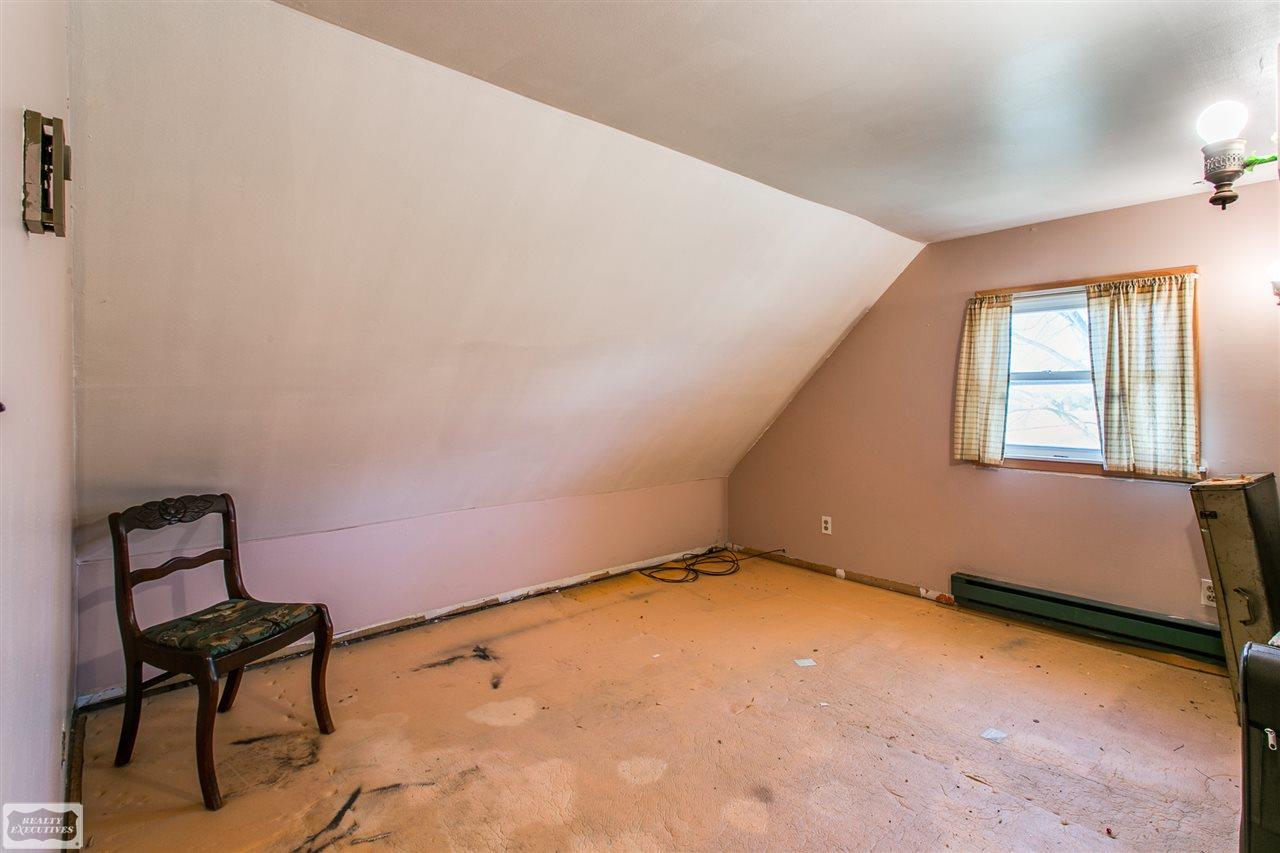 12990 Hough Road Memphis, MI 48041 - Photo 15 of 17 31341066-14.JPG