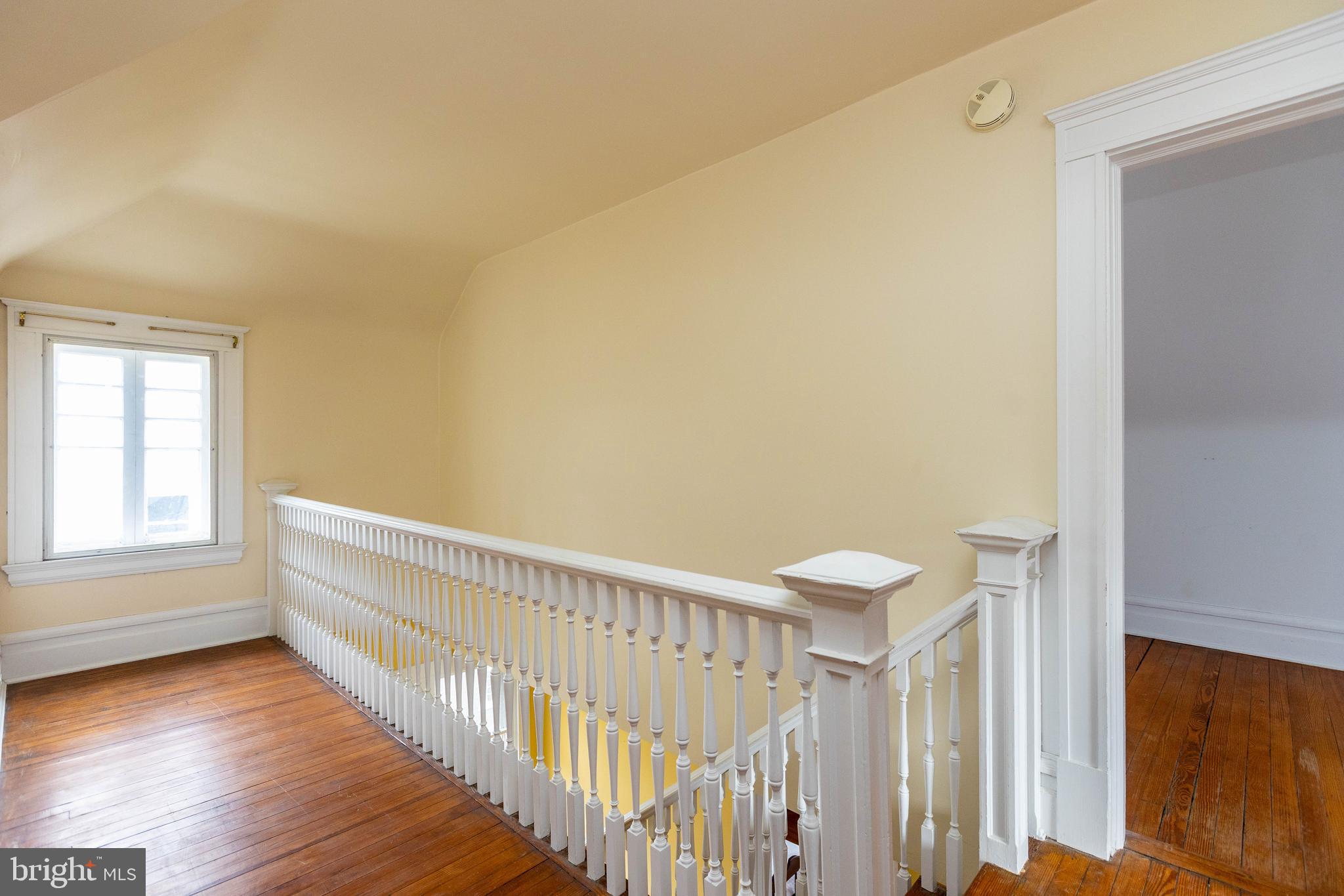 423 Hawthorn Road Baltimore, MD 21210 - Photo 35 of 56 Upper 2