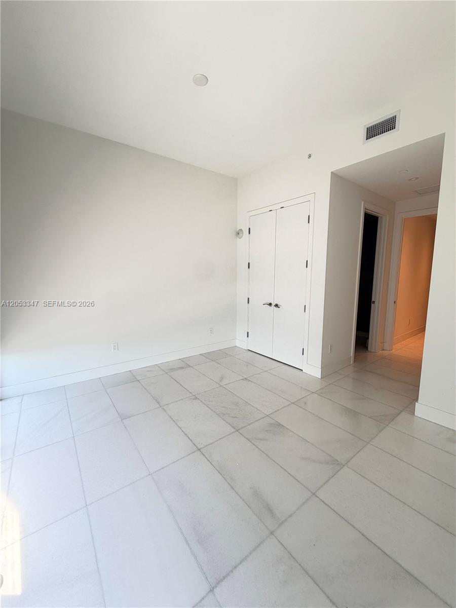 175 Southeast 25th Road, Unit 902 Miami, FL 33129 - Photo 34 of 59
