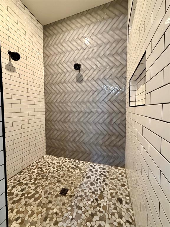 151 Gopher Road Weatherford, TX 76088 - Photo 12 of 22 a bathroom with a shower