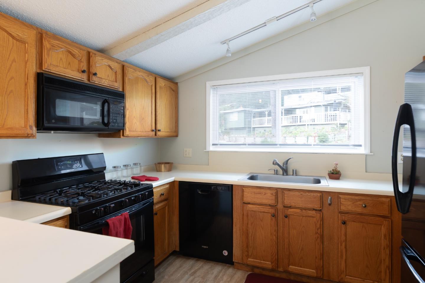 552 Bean Creek Road, Unit 160 Scotts Valley, CA 95066 - Photo 8 of 24