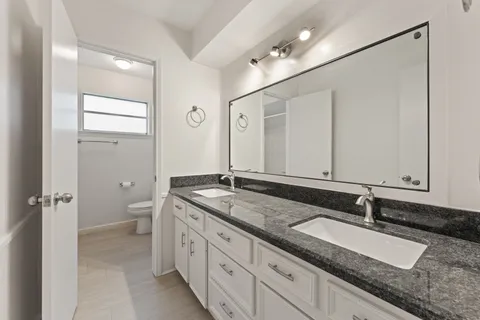 $569,000 | 10614 Lynbrook Drive, Houston, TX 77042