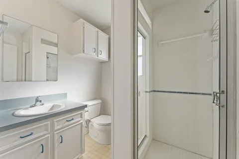 $569,000 | 10614 Lynbrook Drive, Houston, TX 77042