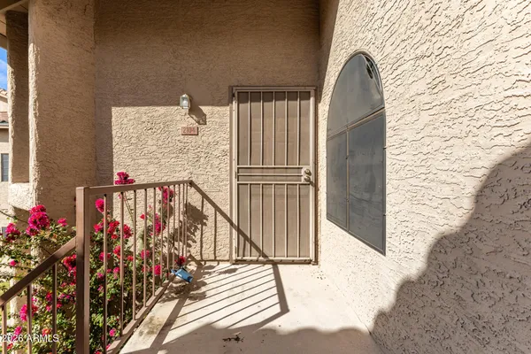 $275,000 | 930 North Mesa Drive, Unit 2104, Mesa, AZ 85201