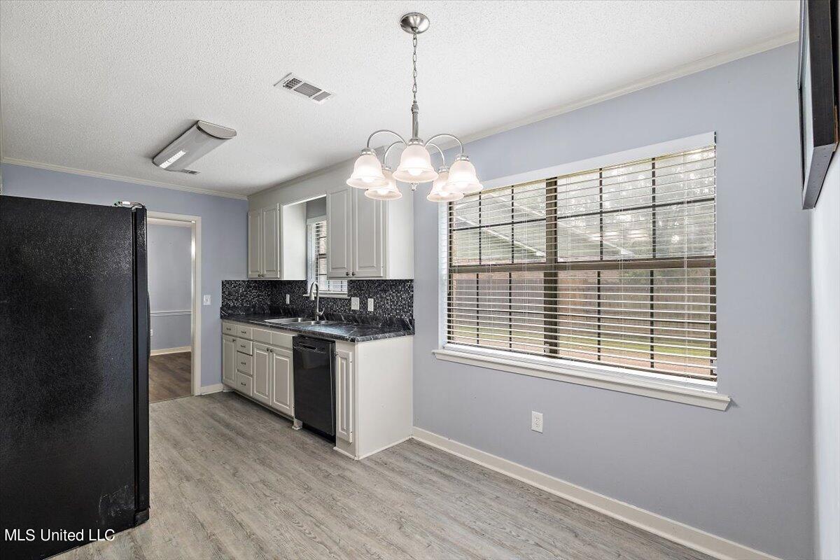243 Fox Meadows Road Jackson, MS 39212 - Photo 9 of 22 10-HTP_6482