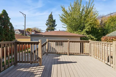 $585,000 | 3254 North Rutherford Avenue, Chicago, IL 60634