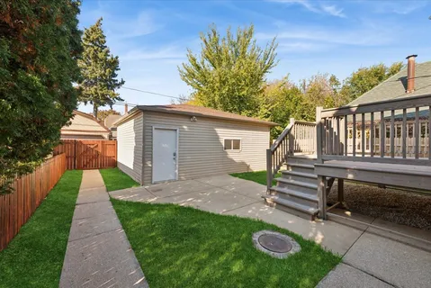 $585,000 | 3254 North Rutherford Avenue, Chicago, IL 60634