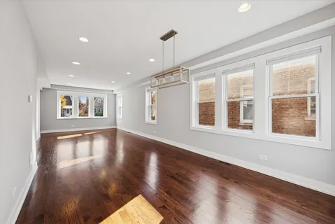 $585,000 | 3254 North Rutherford Avenue, Chicago, IL 60634