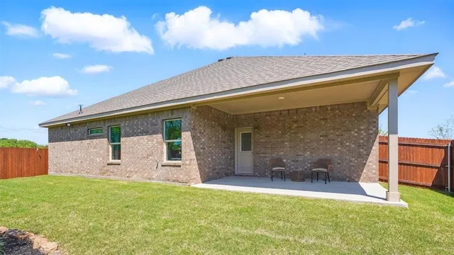 $3,300 | 306 Lelo Lane, Mansfield, TX 76063