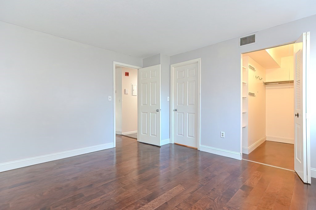 4 Beal's Cove Road, Unit G Hingham, MA 02043 - Photo 15 of 22 Gallery Image 15