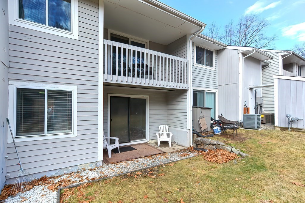 4 Beal's Cove Road, Unit G Hingham, MA 02043 - Photo 20 of 22 Gallery Image 20