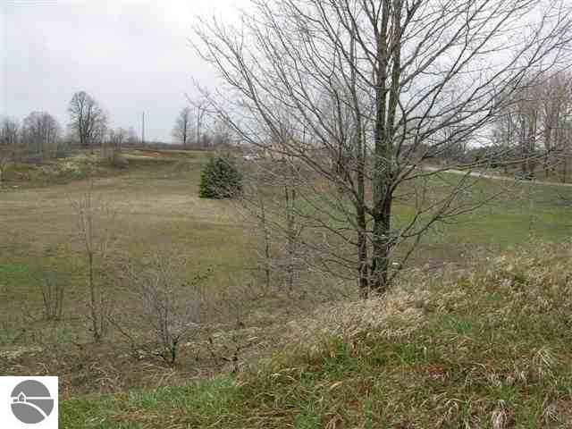 9072 Michaels Road Kingsley, MI 49649 - Photo 4 of 15 1712453-3.JPG