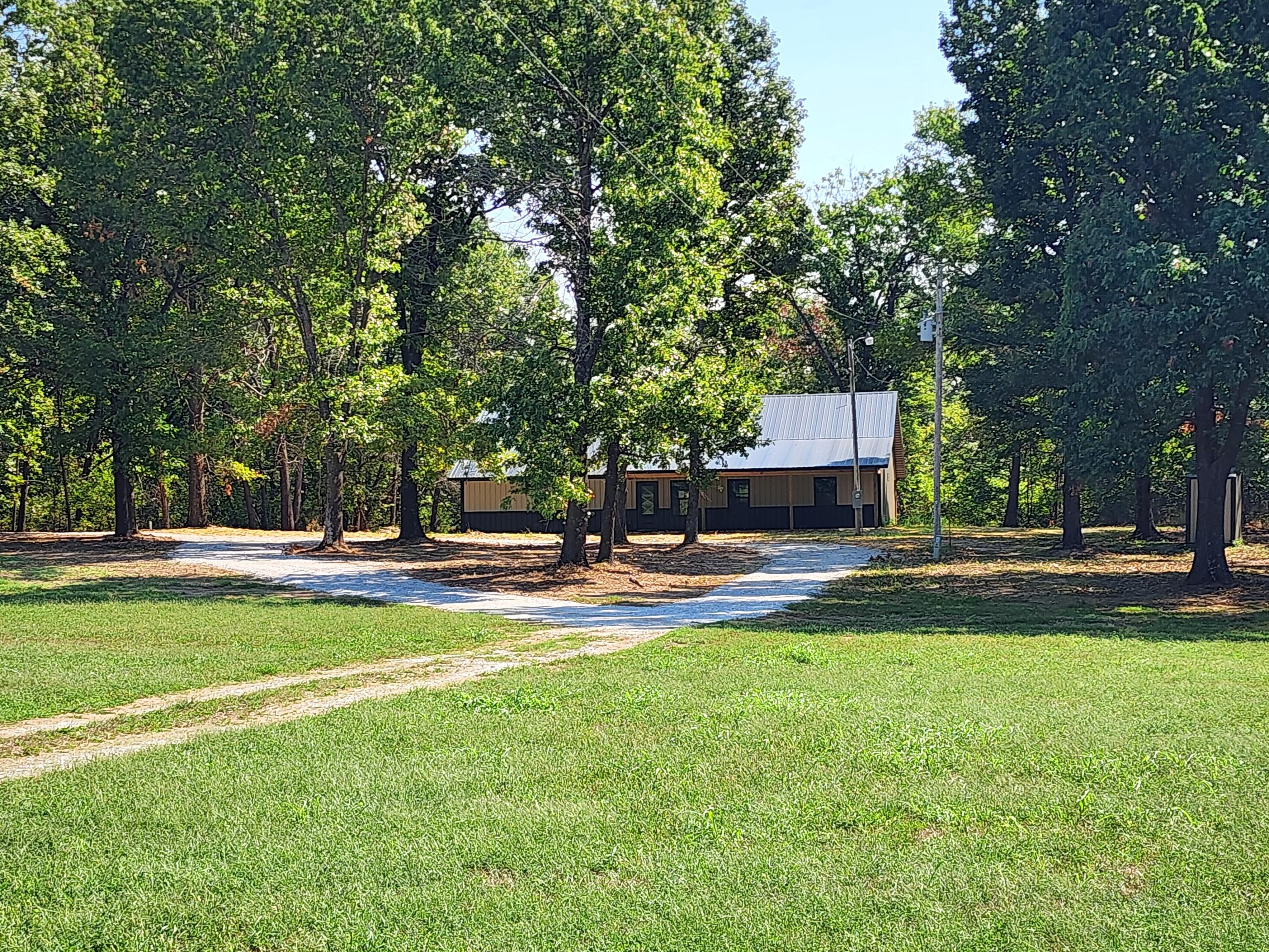 8836 County Road 70 Reeds, MO 64859 - Photo 1 of 16 Front