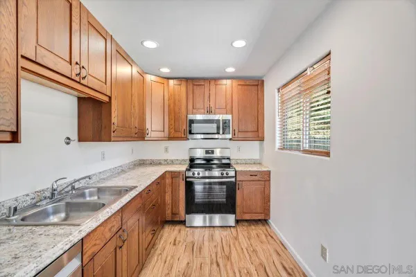 $3,895 | 14719 Quail Haven Lane, El Cajon, CA 92019
