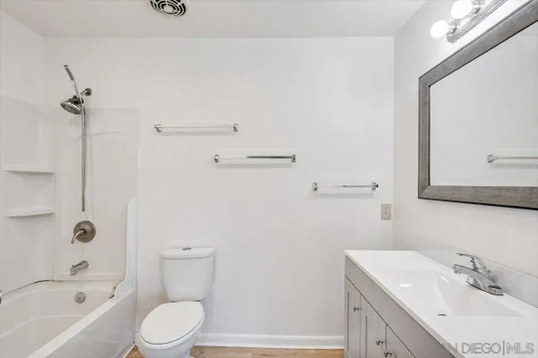 $3,895 | 14719 Quail Haven Lane, El Cajon, CA 92019