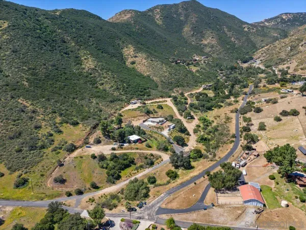 $3,895 | 14719 Quail Haven Lane, El Cajon, CA 92019