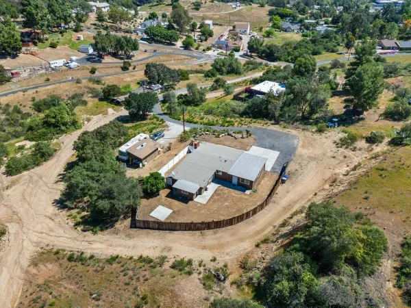 $3,895 | 14719 Quail Haven Lane, El Cajon, CA 92019