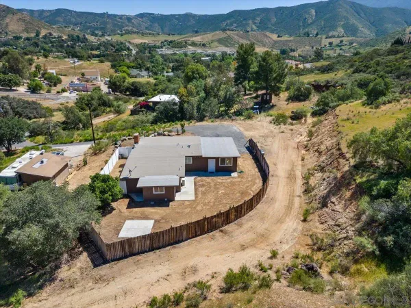 $3,895 | 14719 Quail Haven Lane, El Cajon, CA 92019