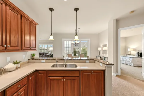 $425,000 | 19045 Thomson Drive, Unit 301, Brookfield, WI 53045