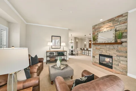 $425,000 | 19045 Thomson Drive, Unit 301, Brookfield, WI 53045