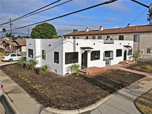 $2,850 | 10739 New Street, Downey, CA 90241
