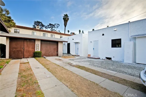 $2,850 | 10739 New Street, Downey, CA 90241