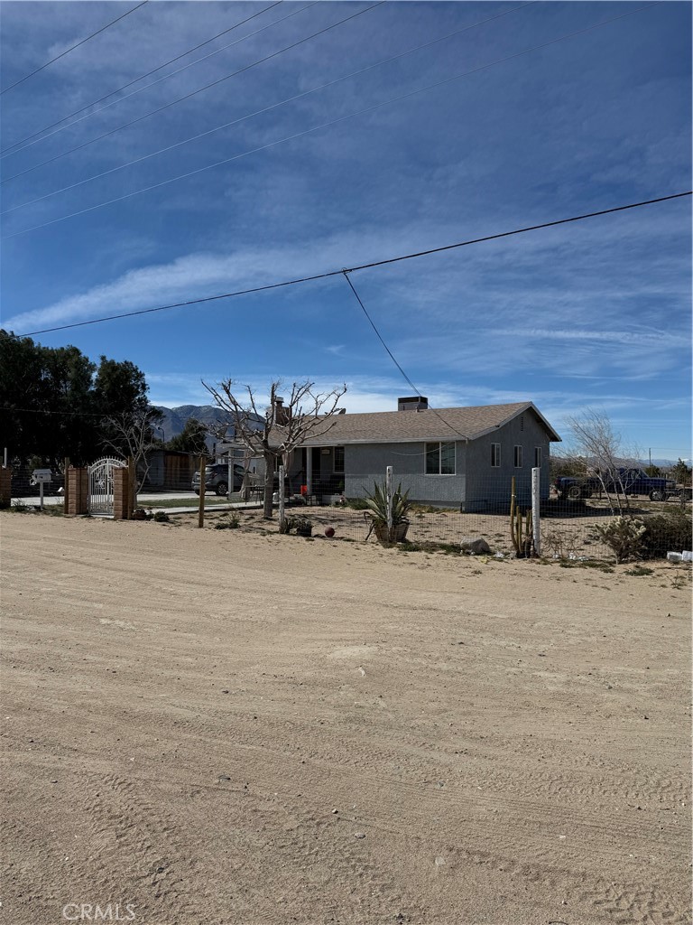 10656 Allen Way Lucerne Valley, CA 92356 - Photo 2 of 19 a view of a yard