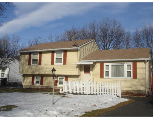 58 Pinta Circle Springfield, MA 01104 - Photo 1 of 10