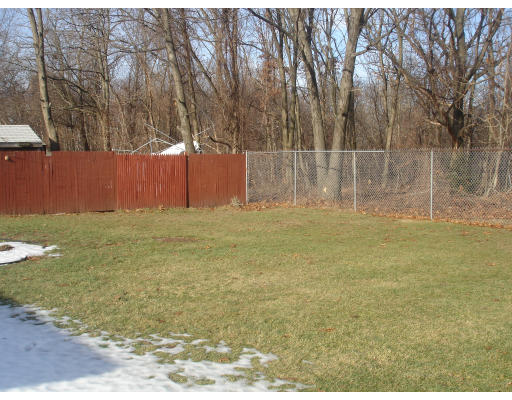 58 Pinta Circle Springfield, MA 01104 - Photo 7 of 10