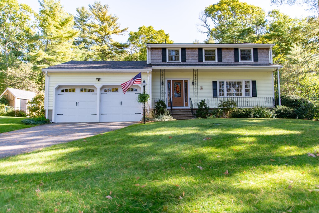 28 Oar And Line Road Plymouth, MA 02360 - Photo 1 of 30 Gallery Image 1