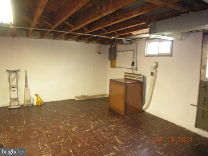 6100 Edlynne Road Baltimore, MD 21239 - Photo 5 of 24 Interior (General)