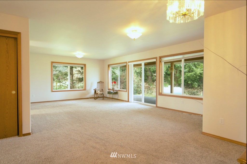 3071 Green Road Oak Harbor, WA 98277 - Photo 8 of 25 Gallery Image 8