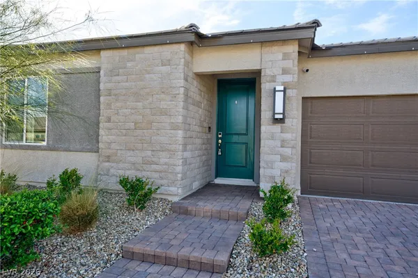 $460,000 | 6729 Sacred Palm Street, North Las Vegas, NV 89086