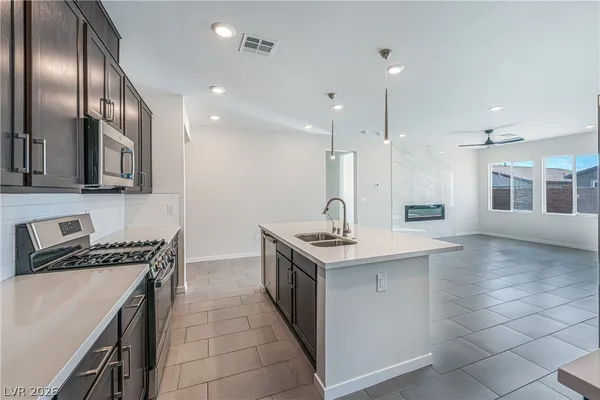 $460,000 | 6729 Sacred Palm Street, North Las Vegas, NV 89086