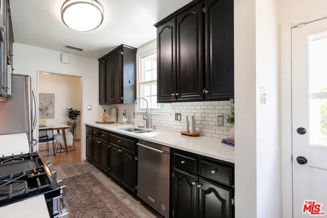 $1,295,000 | 1809 North Rose Street, Burbank, CA 91505