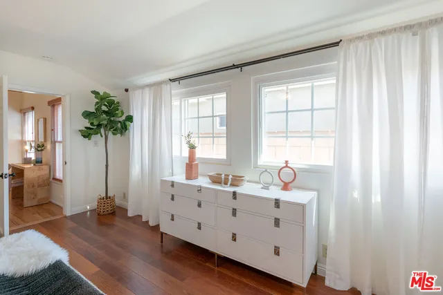 $1,295,000 | 1809 North Rose Street, Burbank, CA 91505