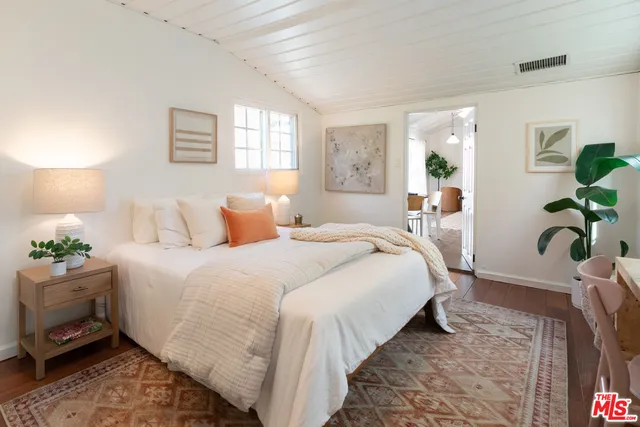 $1,295,000 | 1809 North Rose Street, Burbank, CA 91505