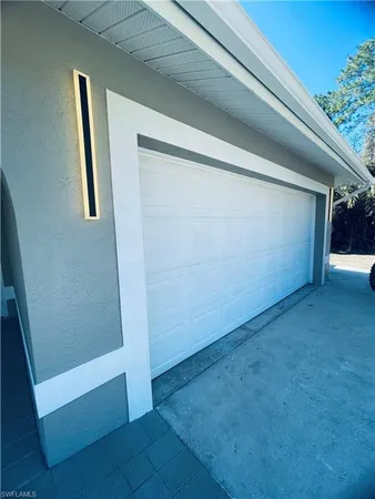 $3,800 | 390 20th Avenue Northwest, Naples, FL 34120