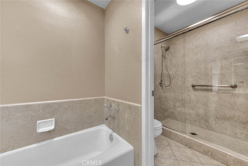30673 Del Rey Road Temecula, CA 92591 - Photo 32 of 47 Peek Into Shower/Toilet Area