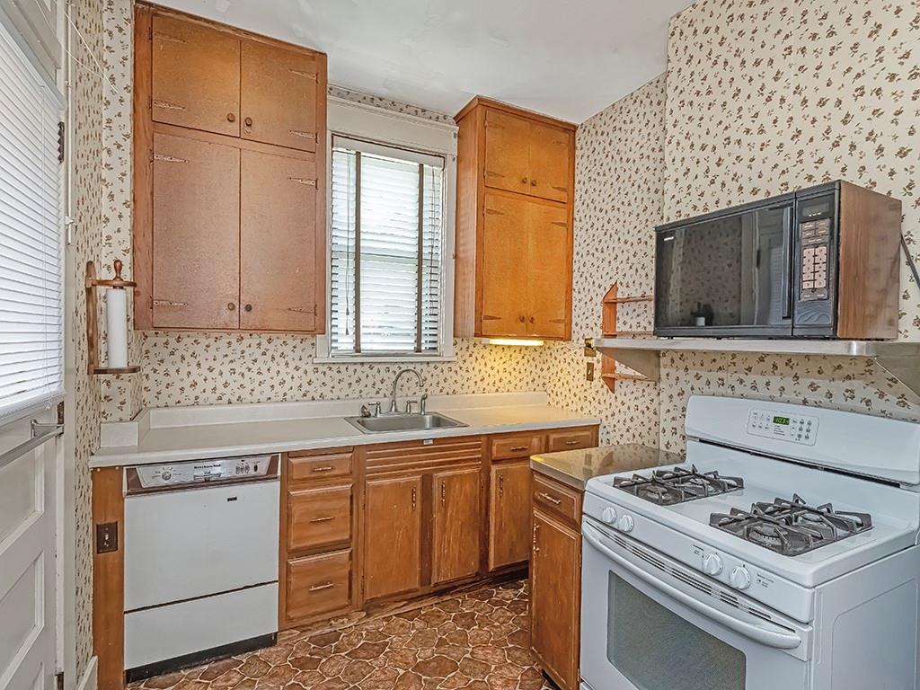 2500 Mt Troy Road Pittsburgh, PA 15212 - Photo 14 of 26 Gallery Image 14