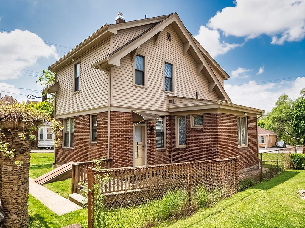 2500 Mt Troy Road Pittsburgh, PA 15212 - Photo 3 of 26 Gallery Image 3