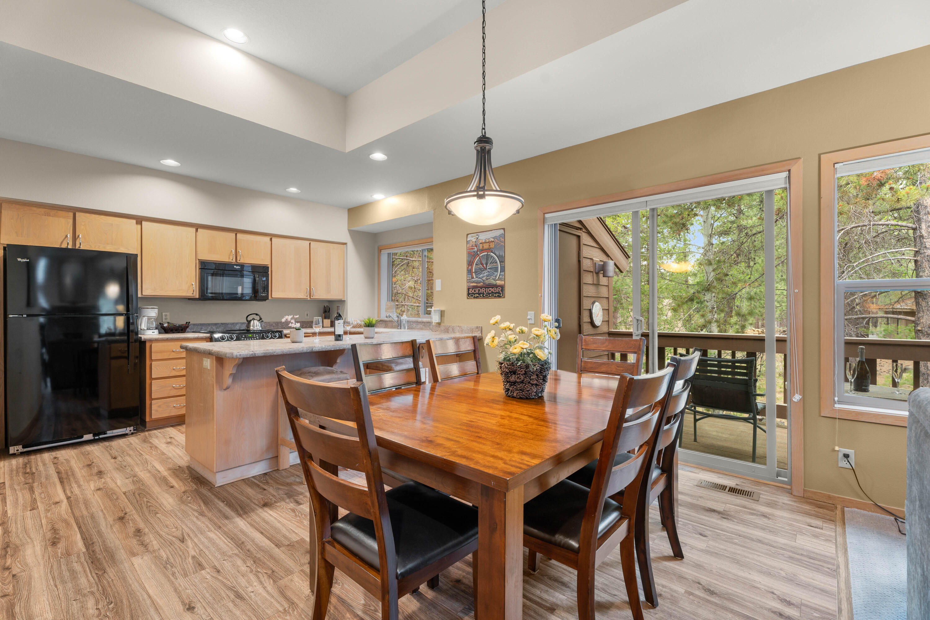 57357 Beaver Ridge Loop, Unit 22 Sunriver, OR 97707 - Photo 6 of 21