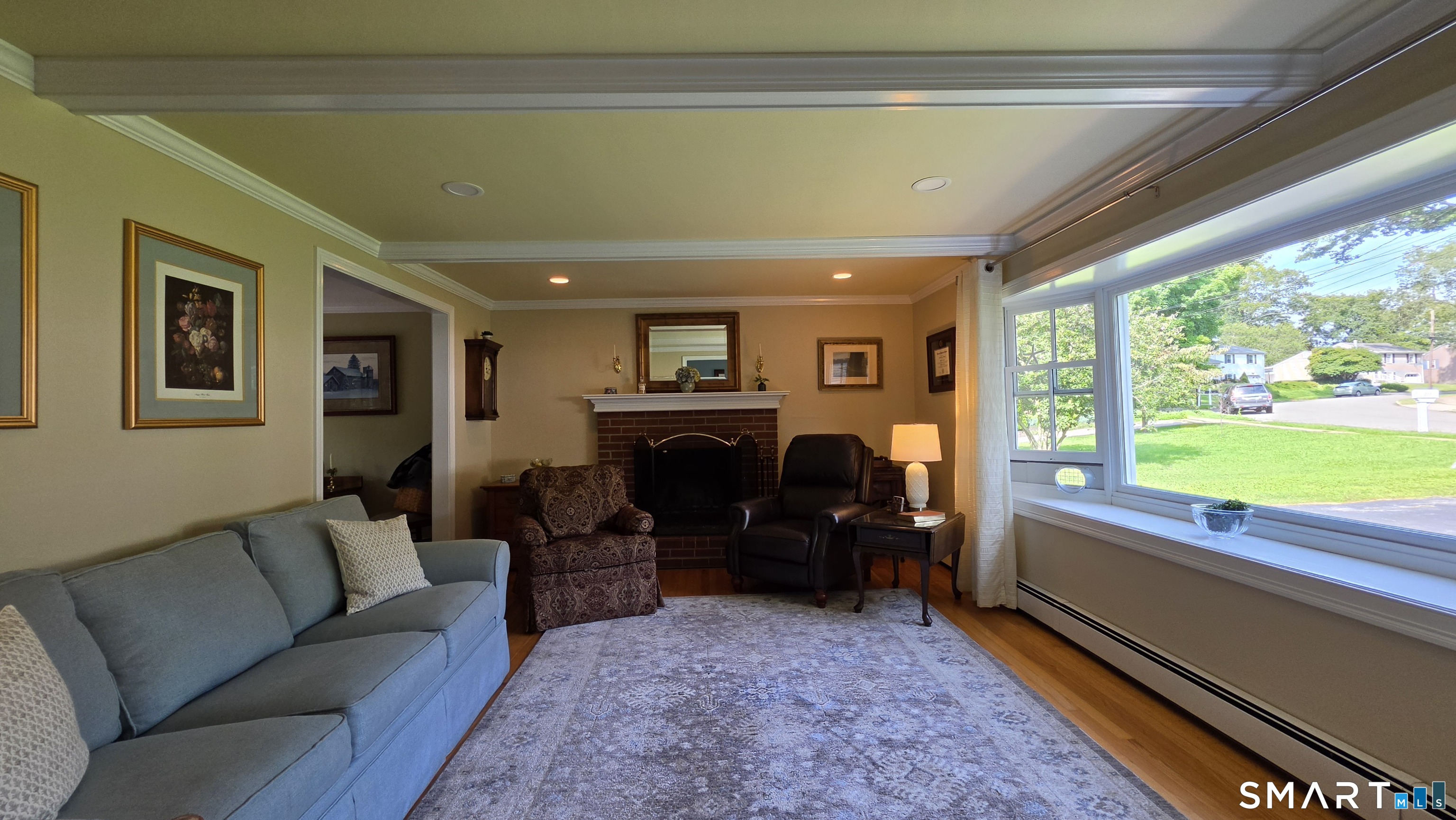 261 Ridgewood Drive Groton, CT 06355 - Photo 4 of 14 Gallery Image 4