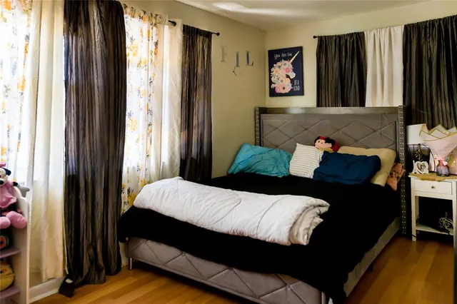 $330,000 | 2106 25th Avenue West, Bradenton, FL 34205