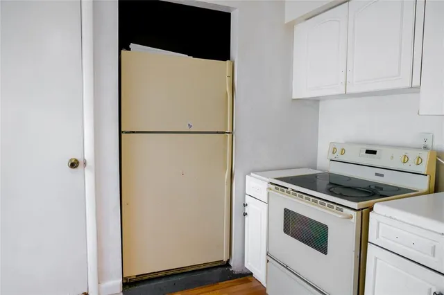 $330,000 | 2106 25th Avenue West, Bradenton, FL 34205