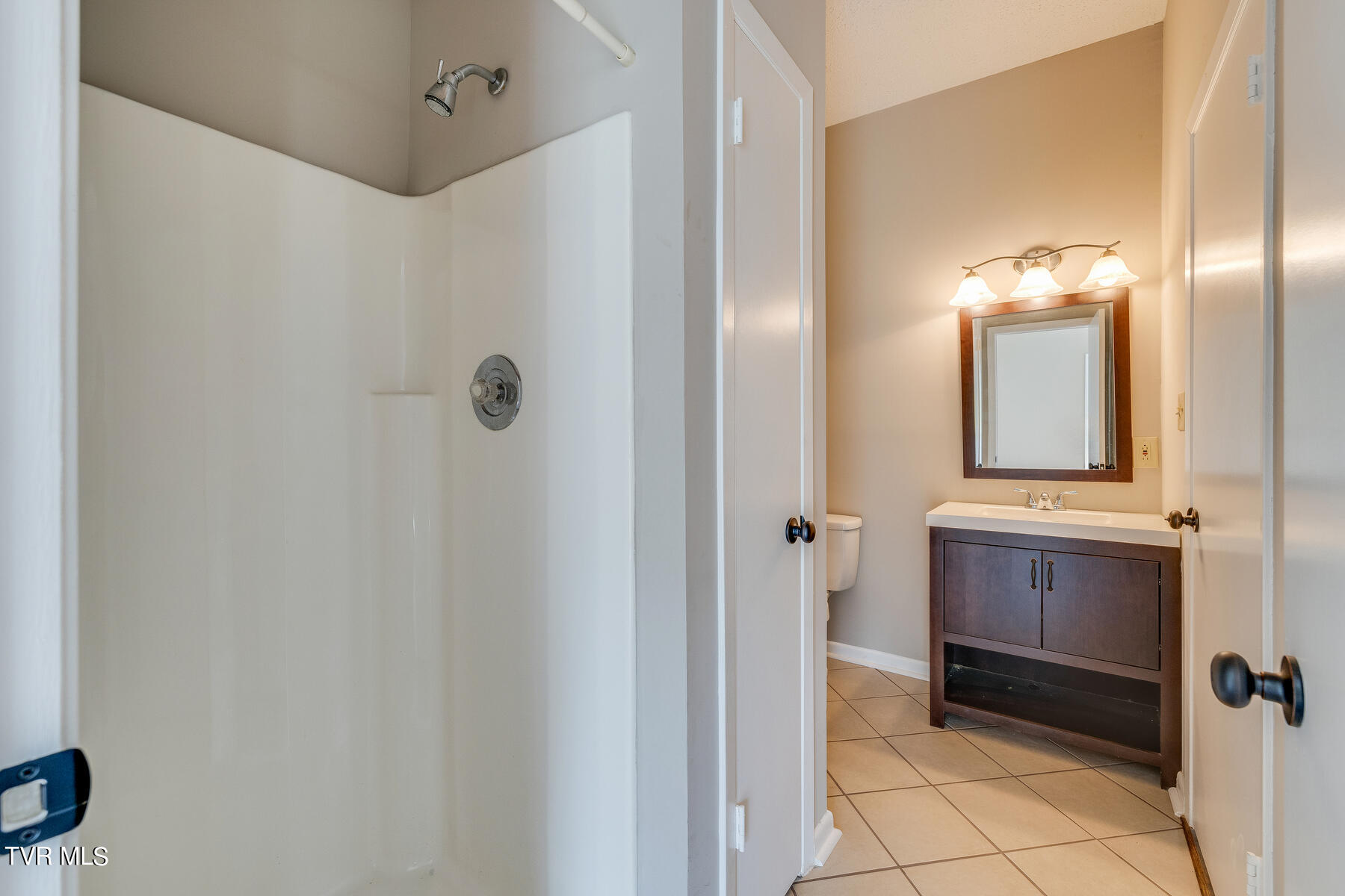 405 Old Castle Road Kingsport, TN 37660 - Photo 102 of 117 087