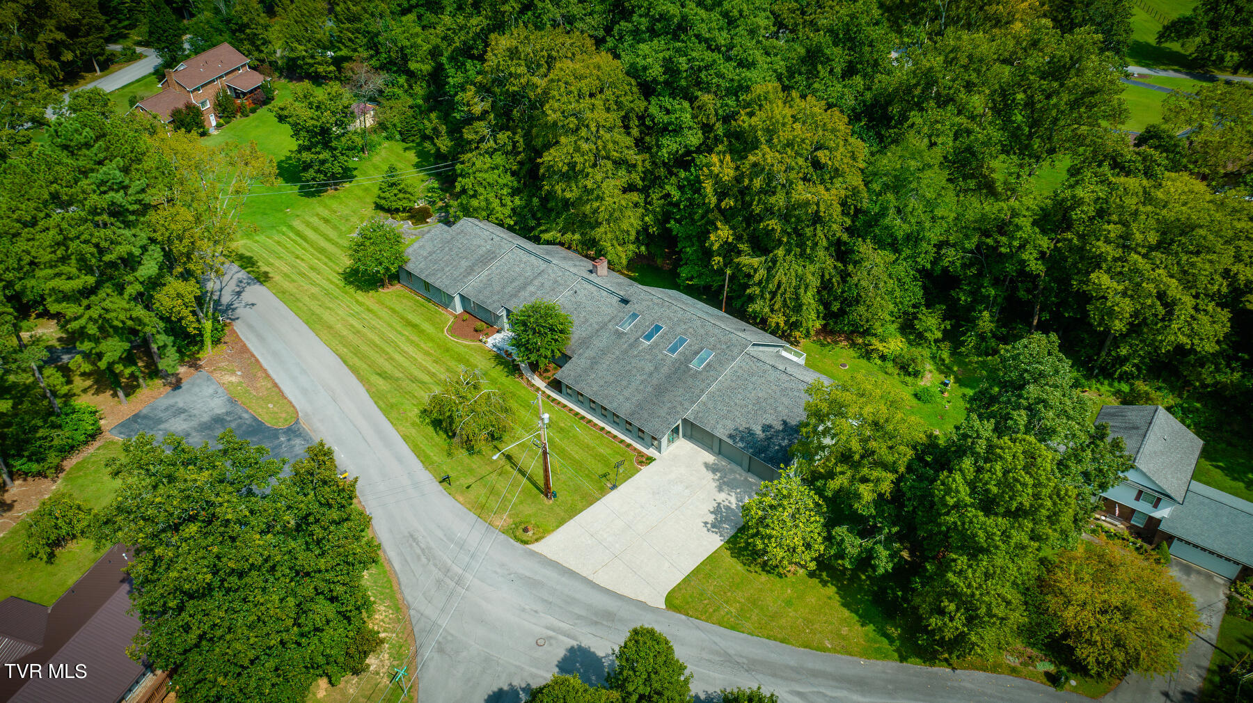 405 Old Castle Road Kingsport, TN 37660 - Photo 105 of 117 102-1